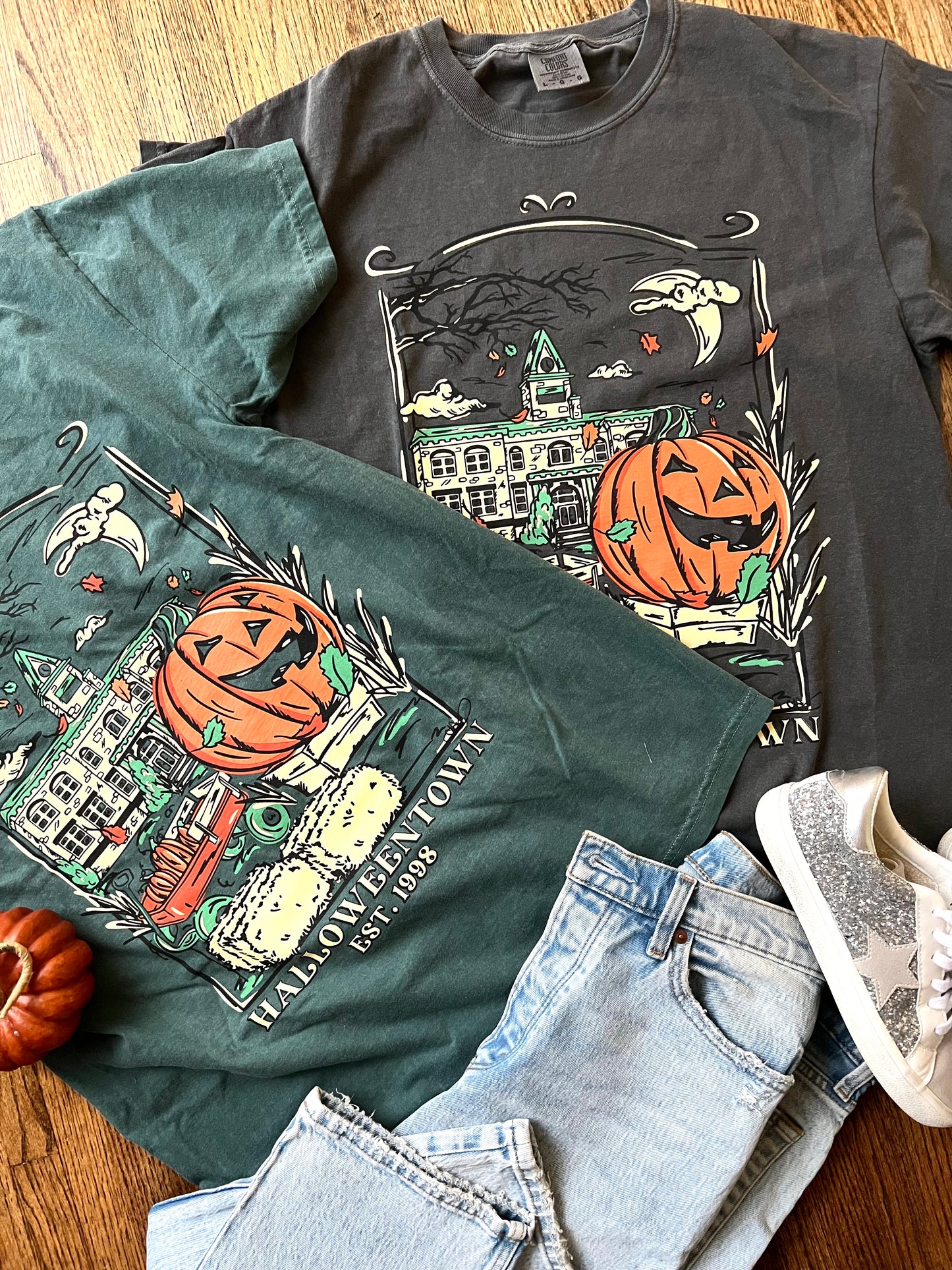 HALLOWEENTOWN: T-SHIRT