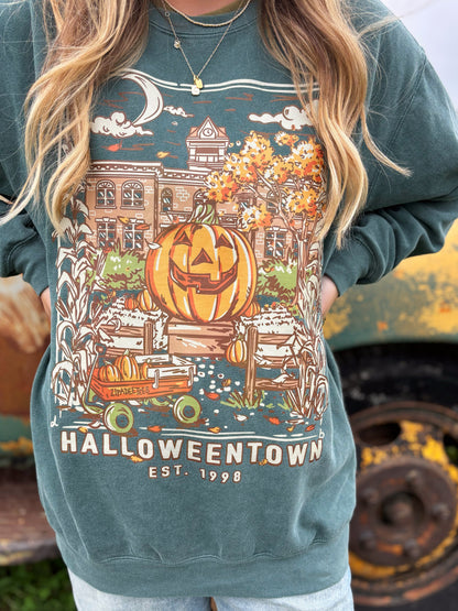 RETURN TO HALLOWEENTOWN CREWNECK SWEATSHIRT