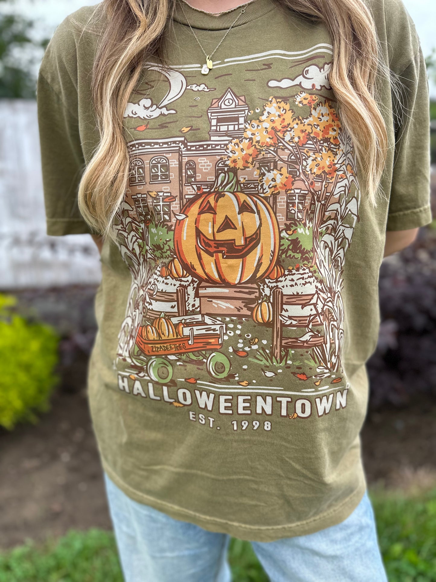 Return to Halloweentown T-SHIRTS